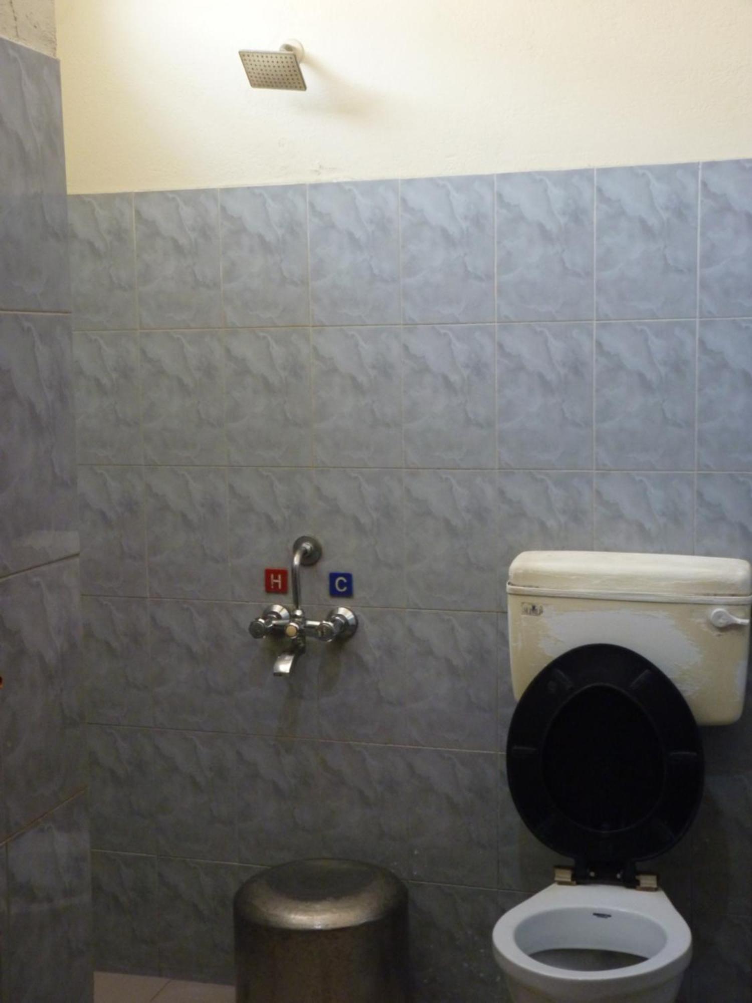 Mettuppālaiyam Nanda Lodge מראה חיצוני תמונה